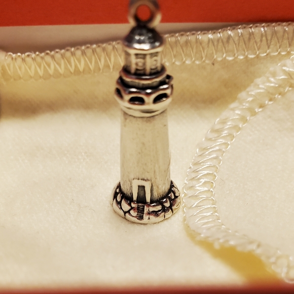 James Avery Retired Lighthouse charm - Picture 11 of 11